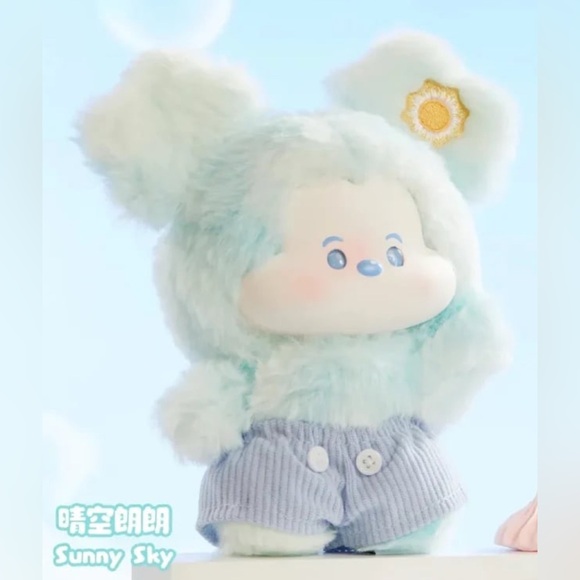 Miniso Disney Mickey Head in the Clouds Plush Keychain - Picture 1 of 5